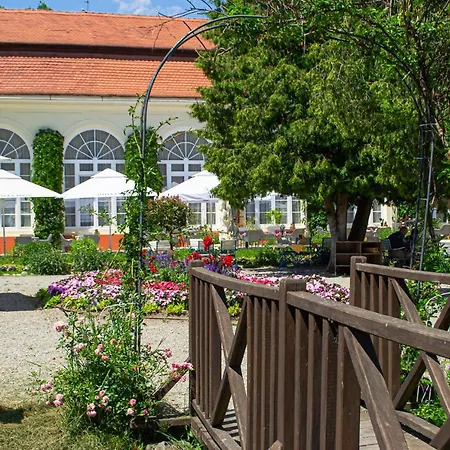 Palatul Brukenthal Hotel Avrig