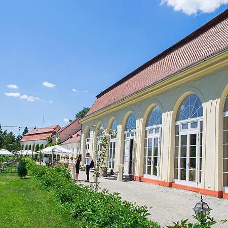 Palatul Brukenthal Hotel 3*