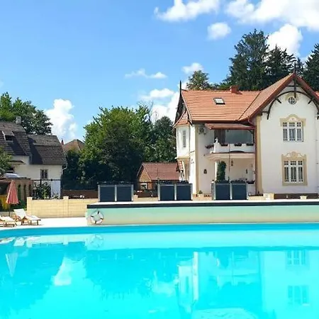 Palatul Brukenthal 3*